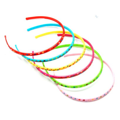 OPASKI DO WŁOSÓW KOLOROWE W SERDUSZKA 6 SZTUK                                                       (0323-11 SAH)