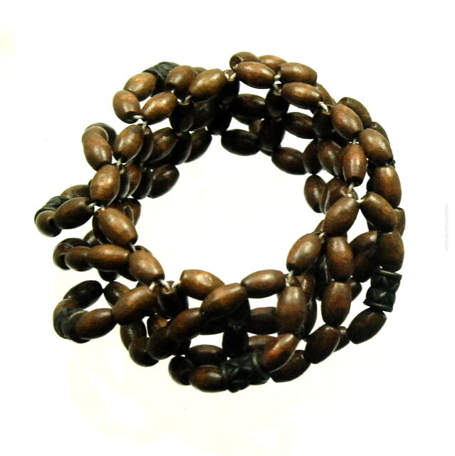 BRANSOLETKA Z DREWNIANYMI KORALIKAM NA GUMCE BRĄZOWA ( 0665-536 SAM)