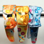 OPASKI DO WŁOSÓW SZEROKIE Z KOKARDKĄ W KROPKI KOLOROWE 3 SZTUKI (0214-5 SA) - 3