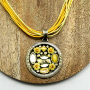 WISIOR / NASZYJNIK NA SZNURECZKACH Z OKRĄGŁĄ ZAWIESZKĄ                                                (WISZ-10 SAH) - 2