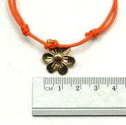 BRANSOLETKA  Z ZAWIESZKĄ  W KSZTAŁCIE KWIATKA                                                                0608-281 - 2