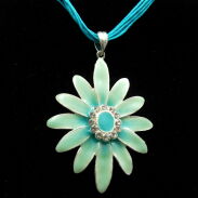 WISIOR / NASZYJNIK NA SZNURECZKACH Z ZAWIESZKĄ- KWIATEM                              (2298 SAM) - 2