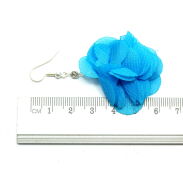 KOLCZYKI Z MATERIAŁU WISZĄCE NIEBIESKIE KWIATY                                                                        (0611-29 SAH) - 2