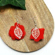 KOLCZYKI Z MATERIAŁU WISZĄCE KWIATY                                                                        (0611-26 SAH) - 2