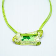 NASZYJNIK / WISIOR NA RZEMYKU Z ODDOBNĄ ZAWIESZKĄ                                                    (0612-1043 SAHG) - 2