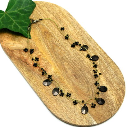 WISIOR / NASZYJNIK NA ŁAŃCUSZKACH CZARNY                                             (7W286-2 SAM4)