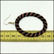 KOLCZYKI OWALNE OBSZYTE NITKĄ BRĄZOWO - CZARNE 0665-09 - 2