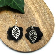 KOLCZYKI Z MATERIAŁU WISZĄCE KWIATY                                                                        (0611-25 SAH) - 2