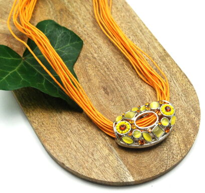 WISIOR / NASZYJNIK NA SZNURECZKACH Z OZDOBNĄ ZAWIESZKĄ                                                 (WISZ-14 SAH)