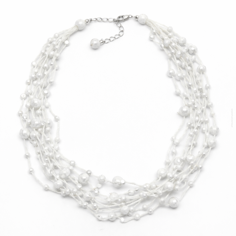 NASZYJNIK / WISIOREK Z BIAŁYMI KORALIKAMI (N-029/58/9R H-1 SAM B)