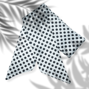 APASZKA / CHUSTA DAMSKA BIAŁA W CZARNE KROPKI                                                           AP-13 - 4