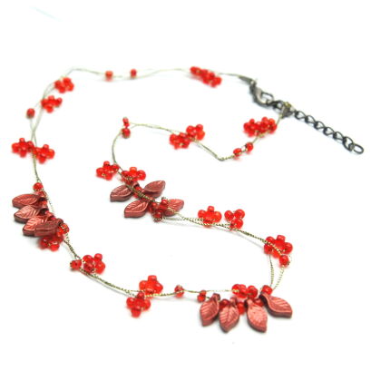 WISIOR / NASZYJNIK NA ŁAŃCUSZKACH CZERWONY                                           (7W287-1 SAM 4)