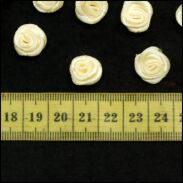 RÓŻYCZKI PASMANTERYJNE MAŁE ECRU 500 SZT (RE) - 2