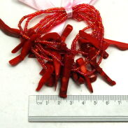 BRANSOLETKA Z KORALIKÓW  CZERWONA 0617-44 - 2