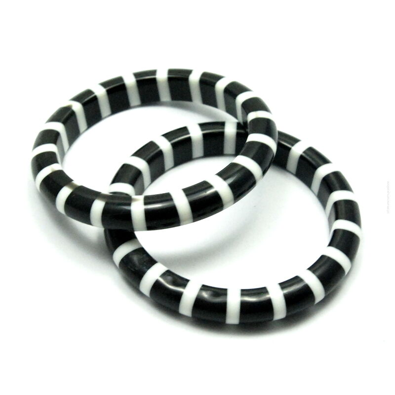 BRANSOLETKI PLASTIKOWE CZARNO- BIAŁE 2 SZTUKI                                                                    (5666 SAM)