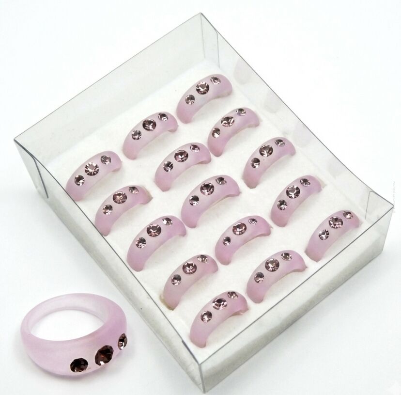 PIERŚCIONKI /OBRĄCZKI Z CYRKONIAMI FIOLETOWE 15 SZTUK                                          (0617-525)