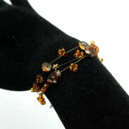 BRANSOLETKA ROZPINANA Z DROBNYMI BRĄZOWYMI ZAWIESZKAMI                                   (7W297 SAM 4) - 2