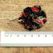 KOLCZYKI Z MATERIAŁU WISZĄCE KOLOROWE  KWIATY                                                                        (0611-90 SAH) - 2