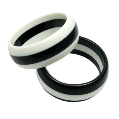 BRANSOLETKI PLASTIKOWE CZARNO- BIAŁE SZEROKIE 2 SZTUKI                                                                      (2723 SAM)