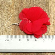 KOLCZYKI Z MATERIAŁU WISZĄCE KWIATY                                                                        (0611-27 SAH) - 3