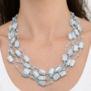 NASZYJNIK / WISIOREK Z NIEBIESKIMI KORALIKAMI (N-0701/21/4R C-2 SAM B) - 2