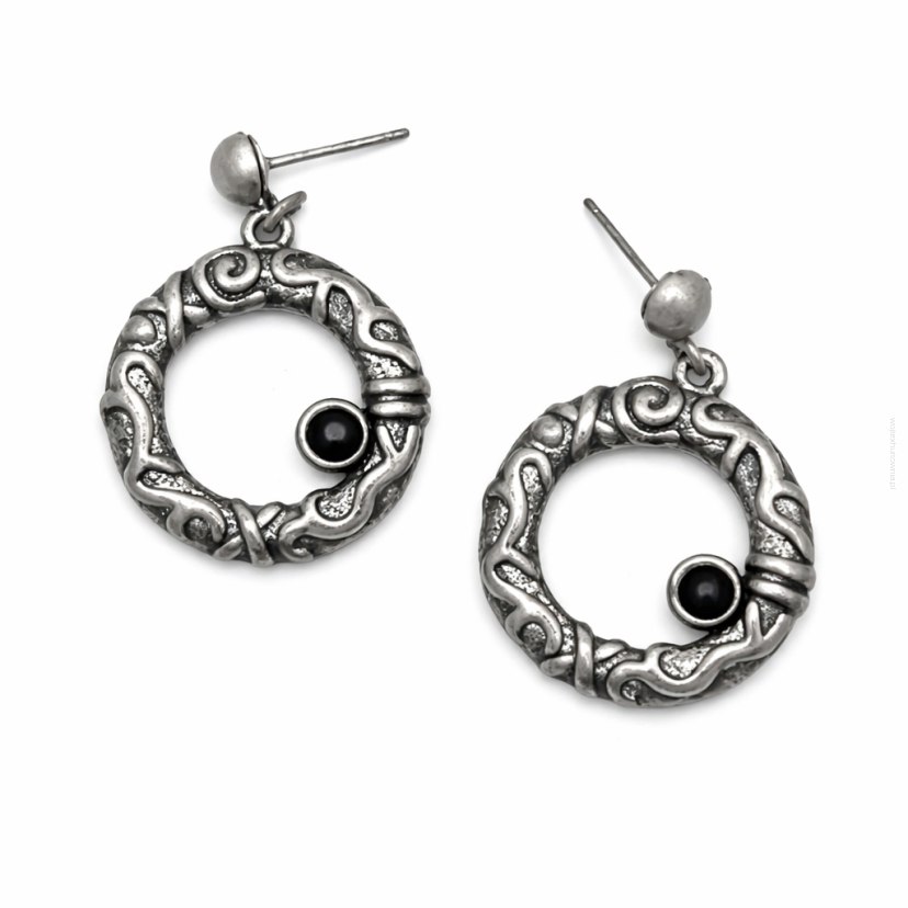 KOLCZYKI KÓŁKA VINTAGE W KOLORZE SREBRNYM Z CZARNĄ CYRKONIĄ 0608-26