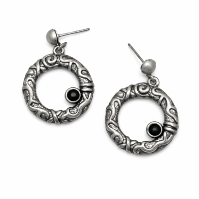 KOLCZYKI KÓŁKA VINTAGE W KOLORZE SREBRNYM Z CZARNĄ CYRKONIĄ 0608-26