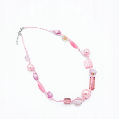 NASZYJNIK / KORALE RÓŻOWE NA SZNURECZKACH                                                                     0612-1056