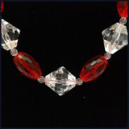 KORALE CZERWONE / PRZEZROCZYSTE BIAŁO - CZERWONE MODERN FOLK DŁUGIE 0642-43 - 3