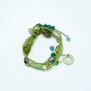 WISIOREK / NASZYJNIK ZIELONY ROZPINANY NA SZNURECZKACH                                         0612-1066 - 2