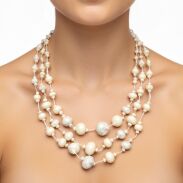 NASZYJNIK / WISIOREK Z KREMOWYMI KORALIKAMI (N-0602/5/3R C-4 SAM B) - 2