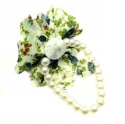 BRANSOLETKA NA GUMCE PEREŁKAMI I KWIATEM KREMOWA GRANATOWA 0314-508 - 2