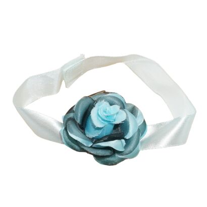 CHOKER NA TASIEMCE Z NIEBIESKIM KWIATEM                               (3029-4 SA)