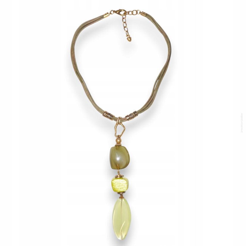 WISIOR / NASZYJNIK NA SZNURECZKACH Z OZDOBNĄ ZAWIESZKĄ                                 ( 0606-4)