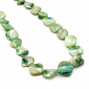 NASZYJNIK / WISIOREK ZIELONY Z MASY PERŁOWEJ (341LO2-4 SAM C) - 4