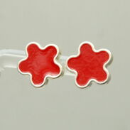 KOLCZYKI CZERWONE W KSZTAŁCIE KWIATKA                                           (4804-1 SAM) - 2