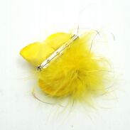 BROSZKA / KWIATEK OZDOBNY ŻÓŁTY Z PIÓRKIEM 0615-712 - 2