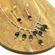 KOMPLET BIZUTERII Z CYRKONIAMI NASZYJNIK + KOLCZYKI                                       (KPL-1 SAHG) - 2