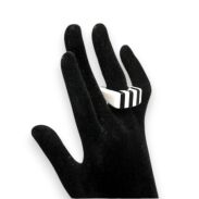 PIERŚCIONKI BIAŁO-CZARNE W PASKI – PLASTIKOWE             (0608-28) - 2