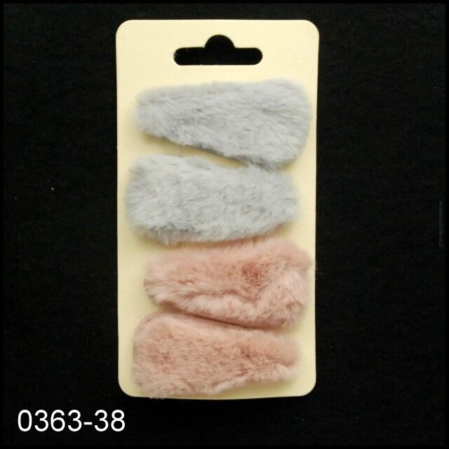 SPINKI / PYKI PLUSZOWE 4 SZTUKI                                                                                           (0363-38)