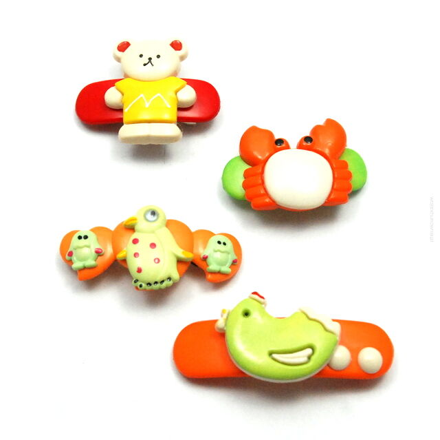 KLAMRY / SPINKI DO WŁOSÓW DZIECIĘCE POSTACIE Z BAJEK 4 SZTUKI               0209-549 SAH U