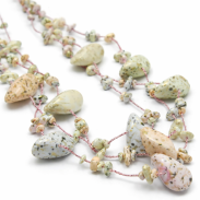 NASZYJNIK / WISIOREK Z KOLOROWYMI KORALIKAMI (N-0603/38/3R A SAM B) - 4