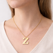 NASZYJNIK Z LITERKĄ 