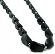 KORALE DAMSKIE ROZPINANE STOPNIOWANE CZARNE                               0624-42 - 2