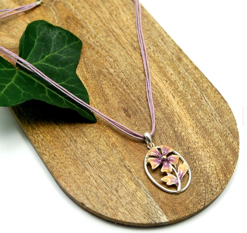 WISIOR / NASZYJNIK NA SZNURECZKACH Z OZDOBNĄ ZAWIESZKĄ                                                (WISZ-12 SAH)