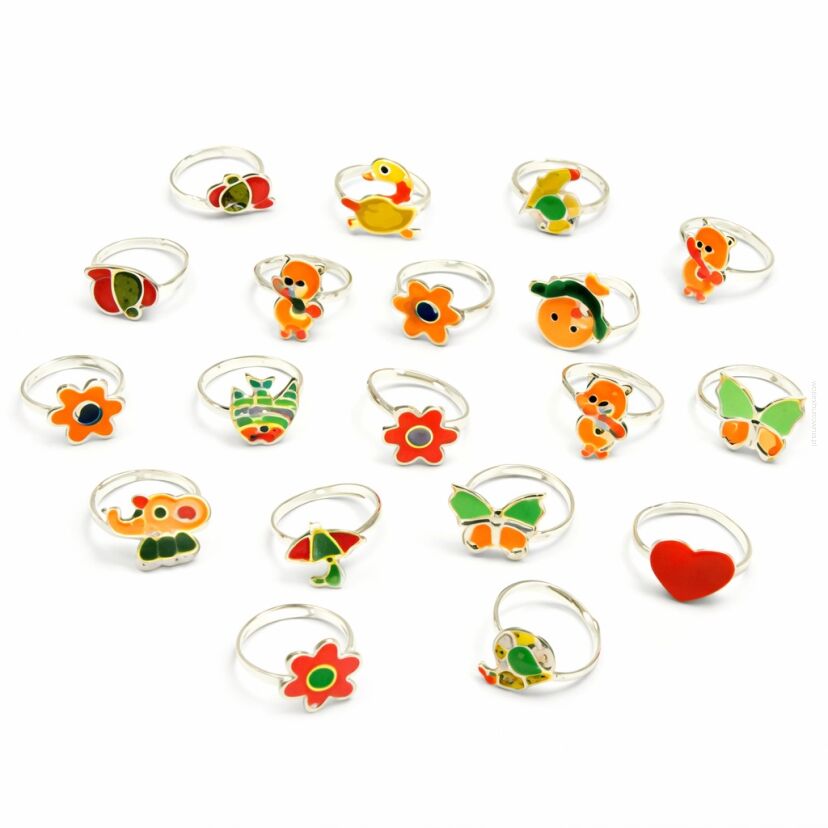 PIERŚCIONKI DZIECIĘCE REGULOWANE MOTYW POSTACI I KWIATÓW 10 SZTUK  (0657-3)