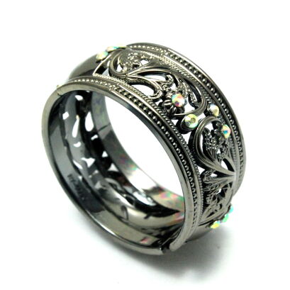 BRANSOLETKA     (0611-5909 SA)