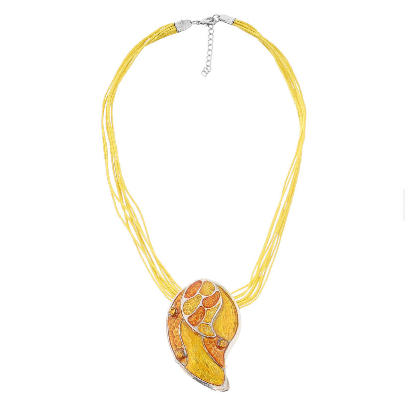 WISIOREK/ NASZYJNIK Z KOLOROWĄ ZAWIESZKĄ                                                                      0612-1000          