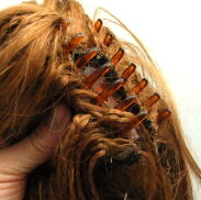 SZCZĘKA / KLAMRA Z WŁOSAMI / DOPINKA  BRĄZOWA                                                                             (0137-5 SAH) - 2