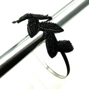 OPASKI DO WŁOSÓW OZDOBNE Z CZARNYMI  LISTKAMI (2 SZTUKI)                                                                          0028-506 - 2